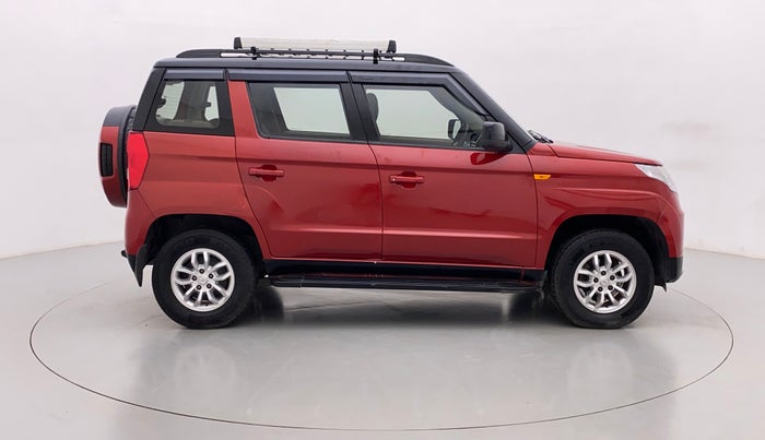 2017 Mahindra TUV300 T8, Diesel, Manual, 49,998 km, Right Side View