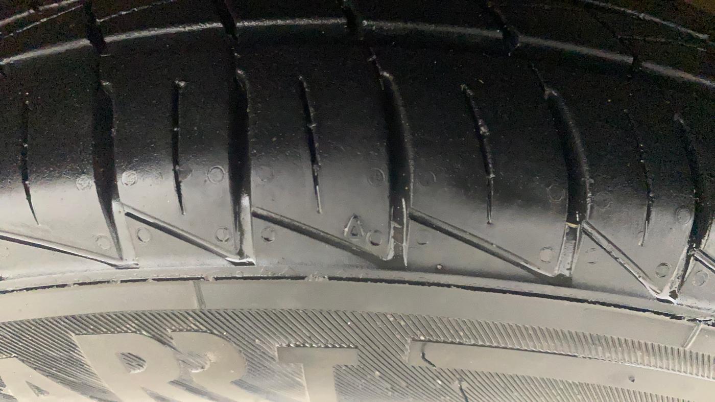 2020 Maruti Alto VXI PLUS, Petrol, Manual, 43,009 km, Right Front Tyre Tread