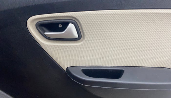 2020 Maruti Alto VXI PLUS, Petrol, Manual, 43,009 km, Driver Side Door Panels Control