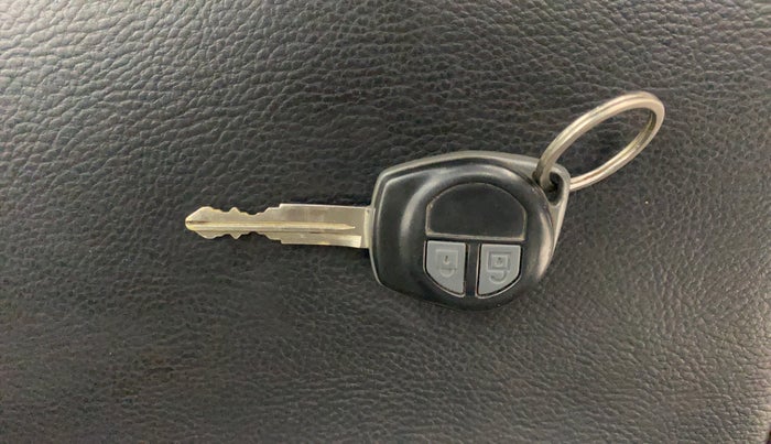 2020 Maruti Alto VXI PLUS, Petrol, Manual, 43,009 km, Key Close Up