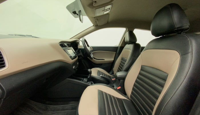 2017 Hyundai Elite i20 ASTA 1.2, Petrol, Manual, 78,546 km, Right Side Front Door Cabin