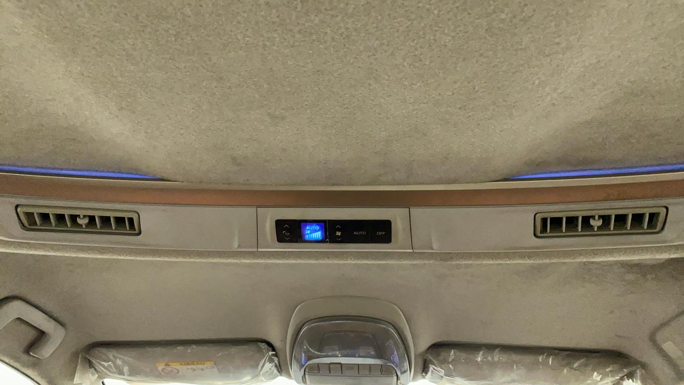 2018 Toyota Innova Crysta 2.4 VX 7 STR, Diesel, Manual, 72,099 km, Rear AC Vents
