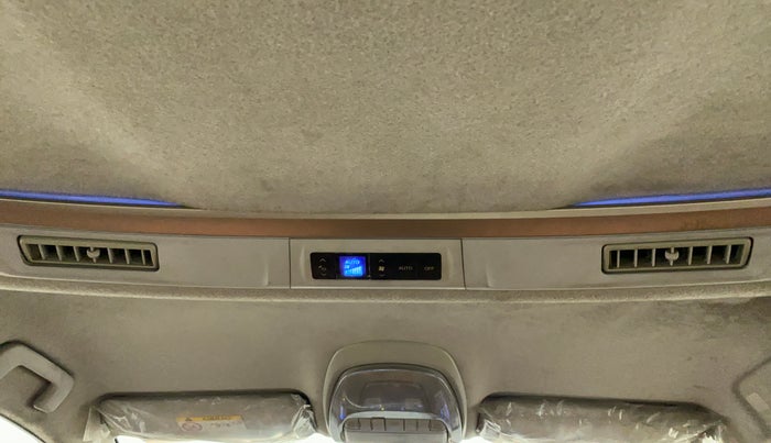 2018 Toyota Innova Crysta 2.4 VX 7 STR, Diesel, Manual, 72,099 km, Rear AC Vents