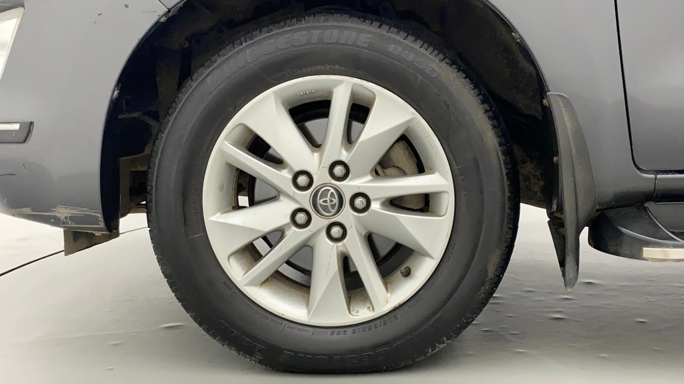 2018 Toyota Innova Crysta 2.4 VX 7 STR, Diesel, Manual, 72,099 km, Left Front Wheel