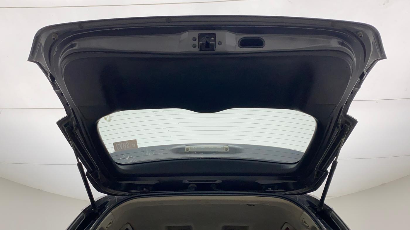 2018 Toyota Innova Crysta 2.4 VX 7 STR, Diesel, Manual, 72,099 km, Boot Door Open