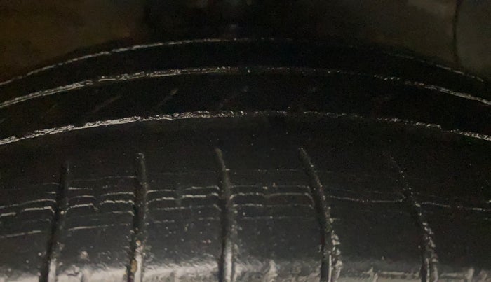 2015 Hyundai Xcent S 1.2, Petrol, Manual, 96,630 km, Right Front Tyre Tread