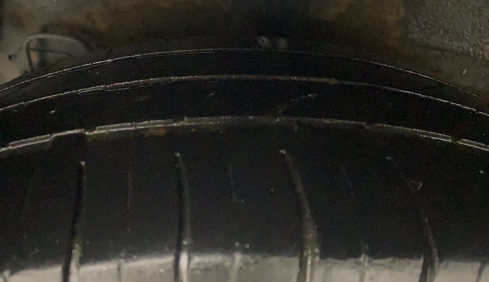 2015 Hyundai Xcent S 1.2, Petrol, Manual, 96,630 km, Right Rear Tyre Tread