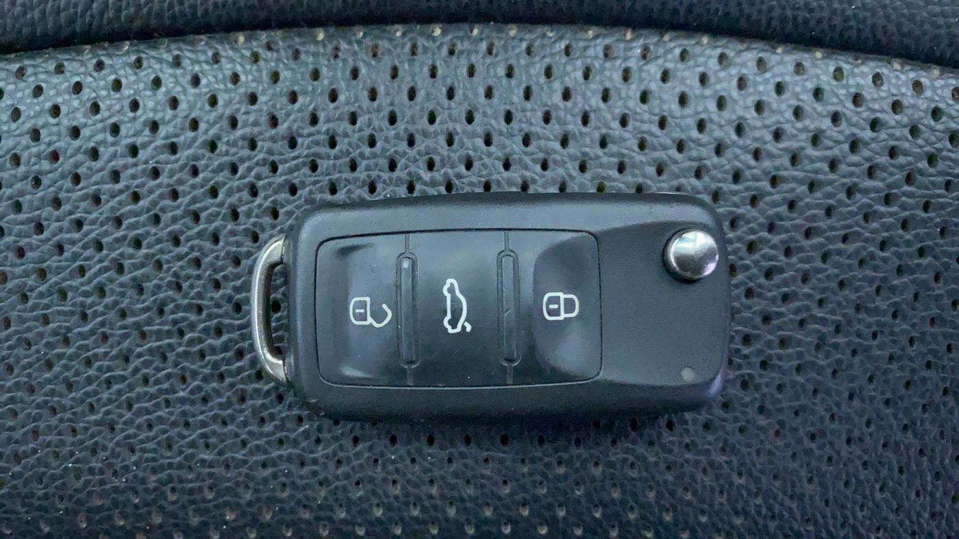 2021 Skoda Rapid AMBITION AT TSI, Petrol, Automatic, 20,450 km, Key Close Up