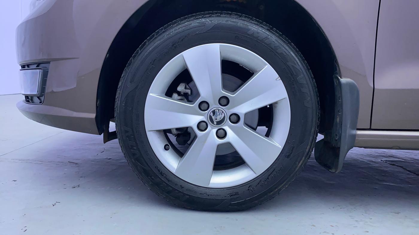 2021 Skoda Rapid AMBITION AT TSI, Petrol, Automatic, 20,450 km, Left Front Wheel