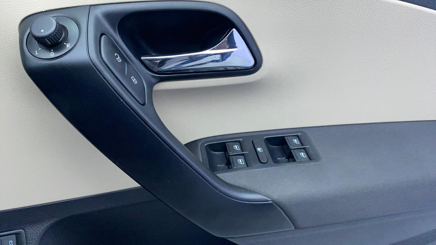 2021 Skoda Rapid AMBITION AT TSI, Petrol, Automatic, 20,450 km, Driver Side Door Panels Control