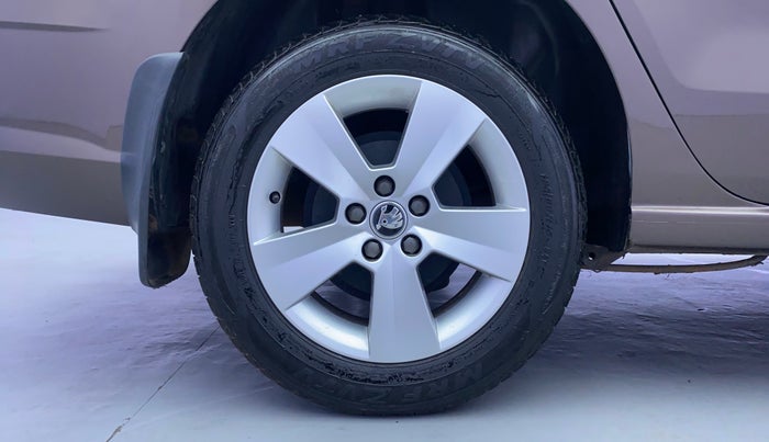 2021 Skoda Rapid AMBITION AT TSI, Petrol, Automatic, 20,450 km, Right Rear Wheel