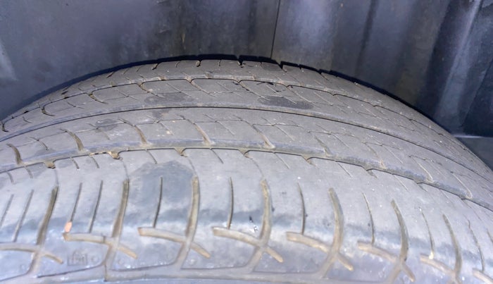 2021 Skoda Rapid AMBITION AT TSI, Petrol, Automatic, 20,450 km, Left Rear Tyre Tread