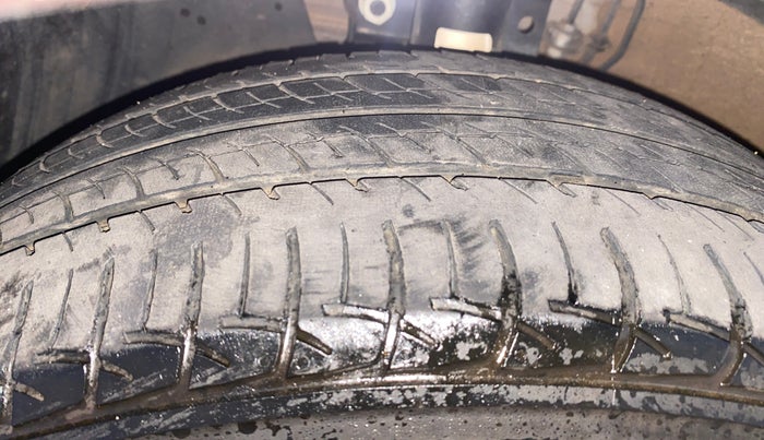 2021 Skoda Rapid AMBITION AT TSI, Petrol, Automatic, 20,450 km, Left Front Tyre Tread