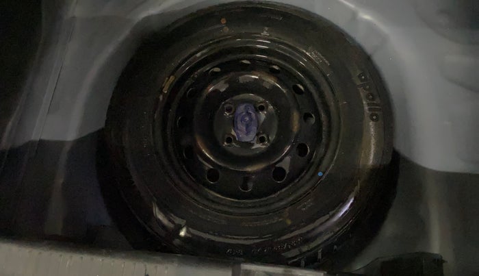 2018 Maruti Swift VXI, Petrol, Manual, 51,516 km, Spare Tyre