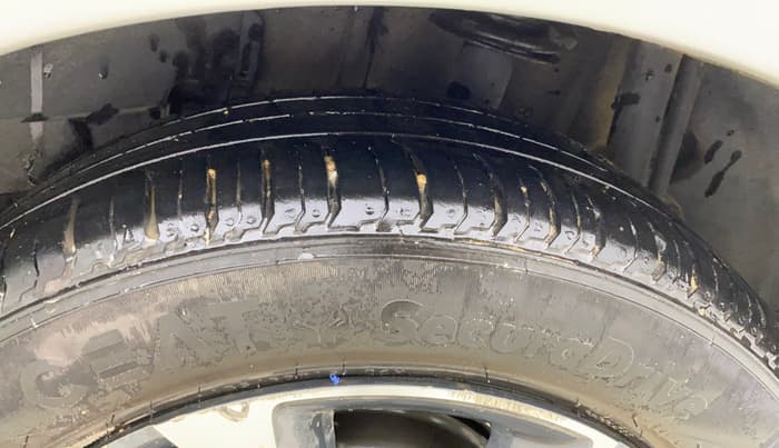 2017 Tata TIGOR XZ (O) PETROL, Petrol, Manual, 60,831 km, Left Rear Tyre Tread