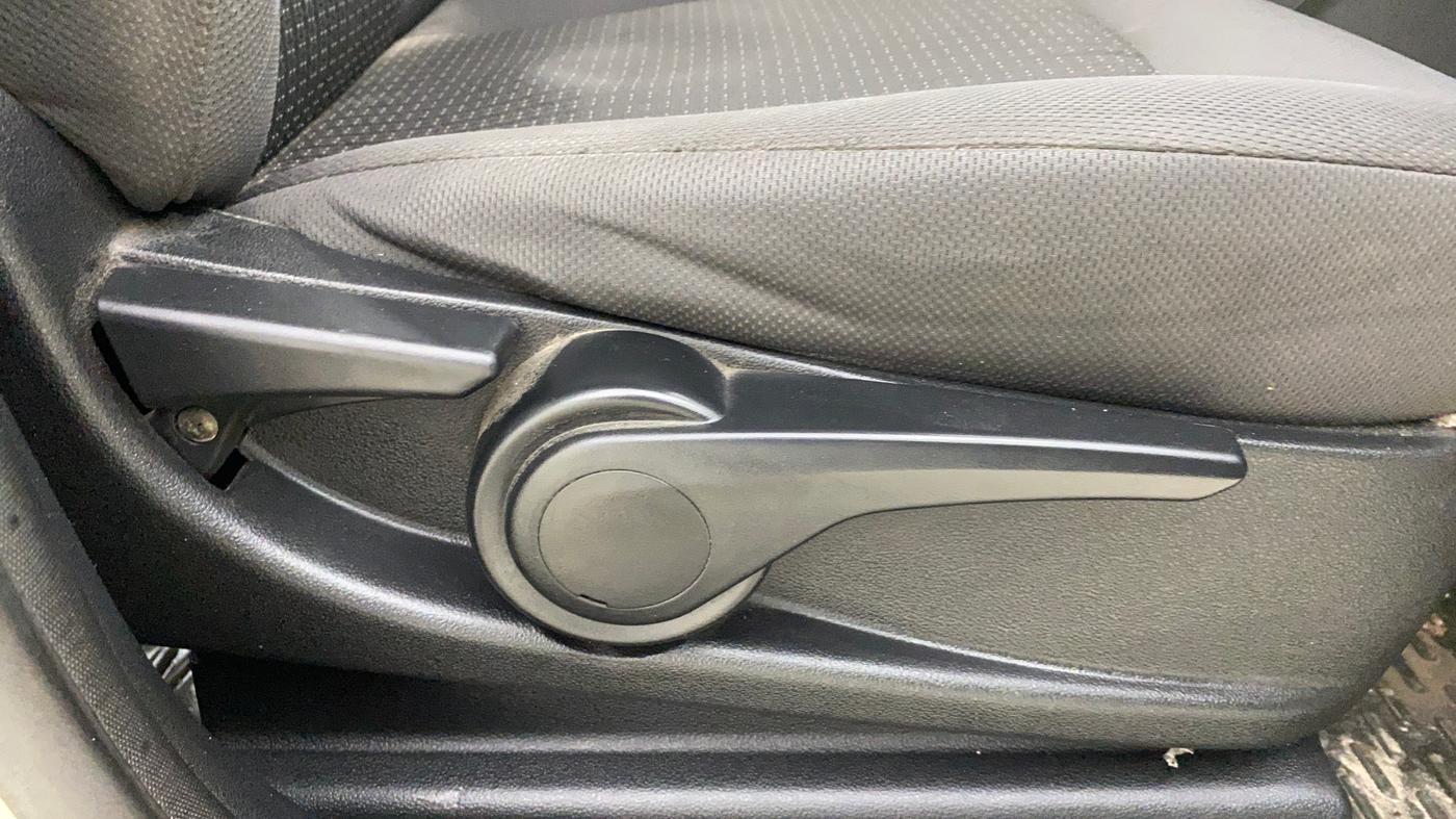 2017 Tata TIGOR XZ (O) PETROL, Petrol, Manual, 60,831 km, Driver Side Adjustment Panel