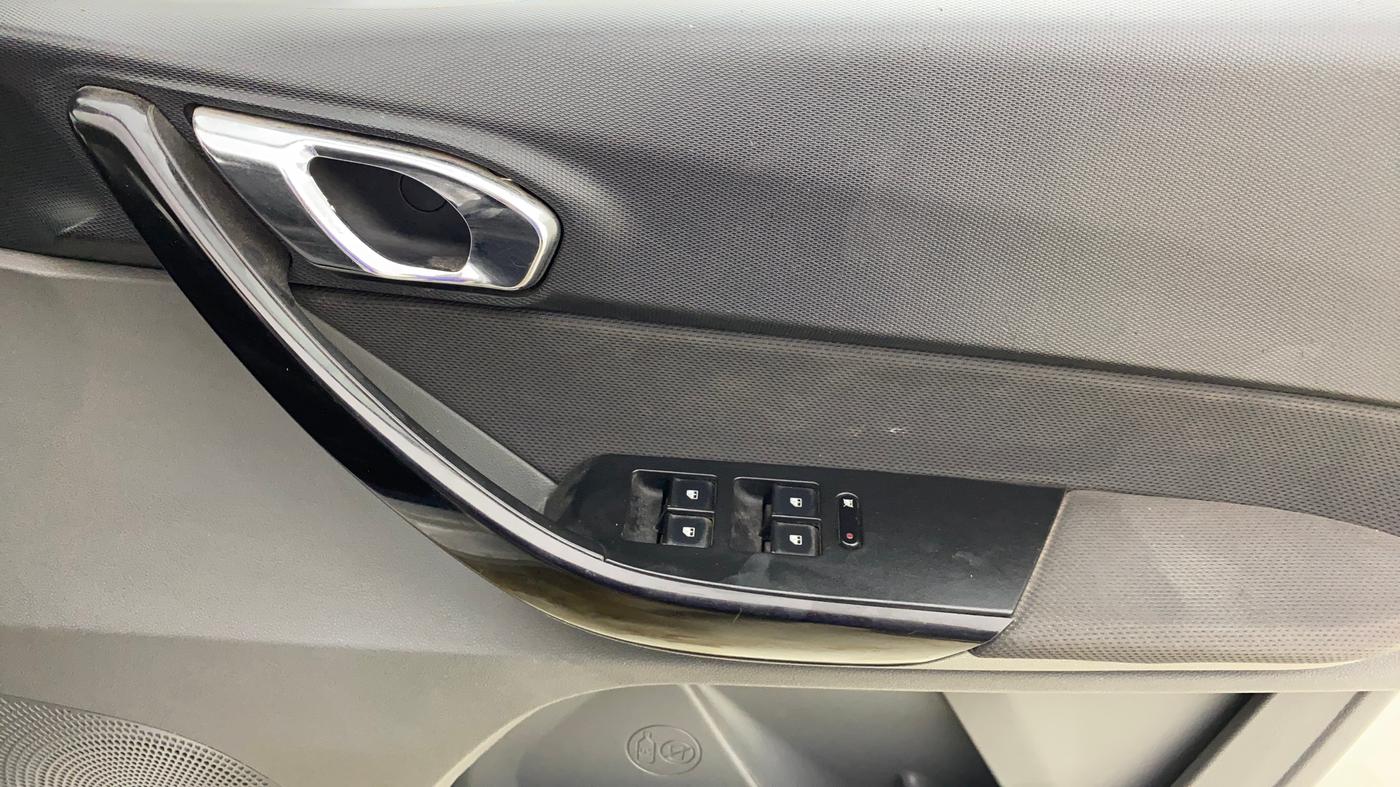 2017 Tata TIGOR XZ (O) PETROL, Petrol, Manual, 60,831 km, Driver Side Door Panels Control