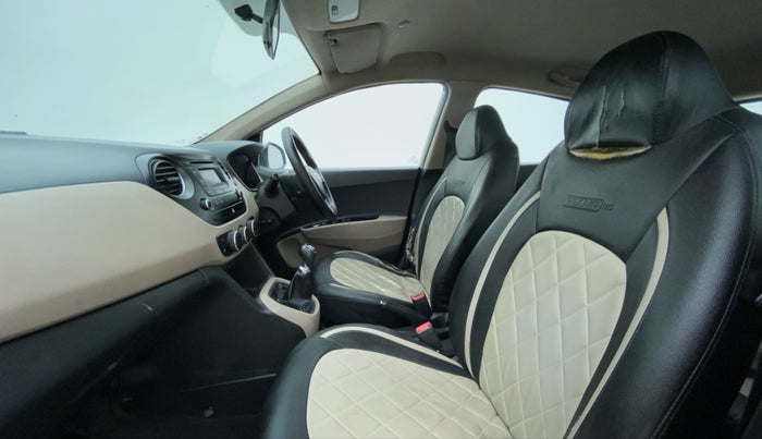 2015 Hyundai Grand i10 SPORTZ 1.2 KAPPA VTVT, Petrol, Manual, 96,954 km, Right Side Front Door Cabin
