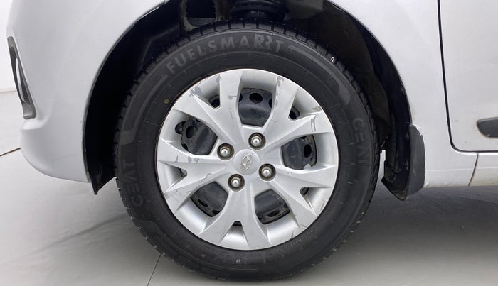 2015 Hyundai Grand i10 SPORTZ 1.2 KAPPA VTVT, Petrol, Manual, 96,954 km, Left Front Wheel