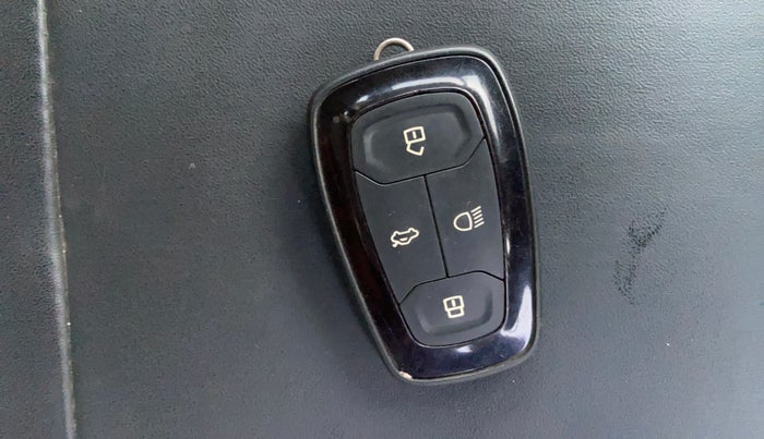 2022 Tata TIGOR XZ PLUS CNG, CNG, Manual, 55,761 km, Key Close Up