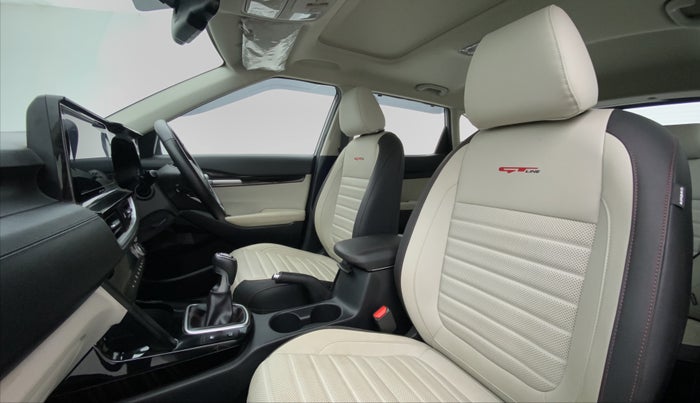 2019 KIA SELTOS GTX+ 1.4 MT, Petrol, Manual, 5,931 km, Right Side Front Door Cabin