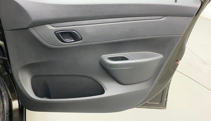 2015 Renault Kwid RXT 0.8, Petrol, Manual, 53,431 km, Driver Side Door Panels Control