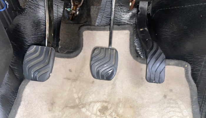 2018 Renault Kwid RXT 1.0, Petrol, Manual, 91,230 km, Pedals