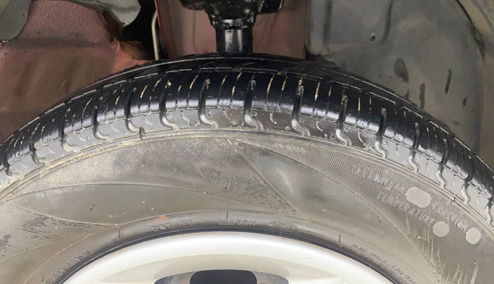 2018 Renault Kwid RXT 1.0, Petrol, Manual, 91,230 km, Right Front Tyre Tread