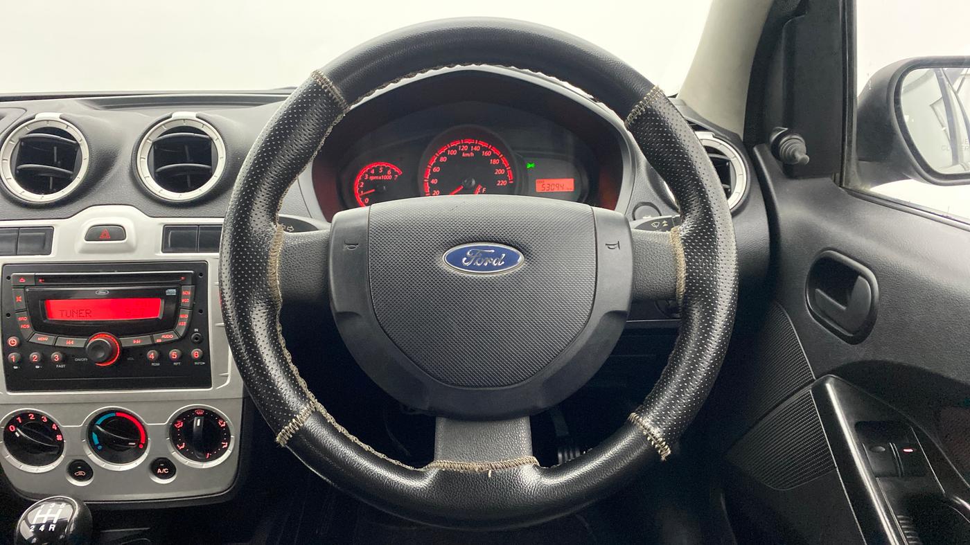 2010 Ford Figo 1.2 EXI DURATEC, Petrol, Manual, 53,131 km, Steering Wheel Close Up