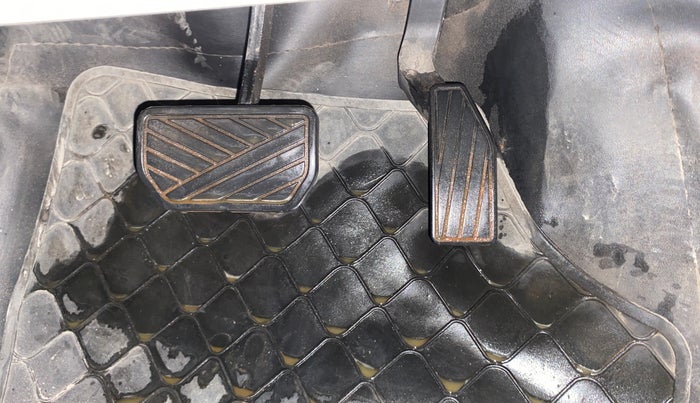 2017 Maruti Celerio VXI AMT, Petrol, Automatic, 68,498 km, Pedals