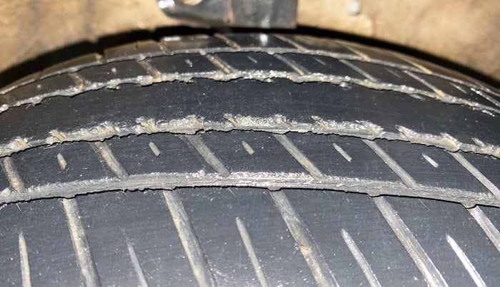 2017 Maruti Celerio VXI, Petrol, Manual, 32,073 km, Right Front Tyre Tread