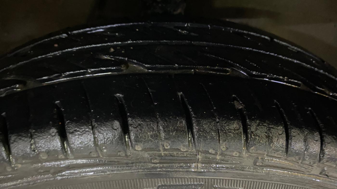 2013 Maruti Alto 800 LXI, Petrol, Manual, 79,469 km, Right Front Tyre Tread