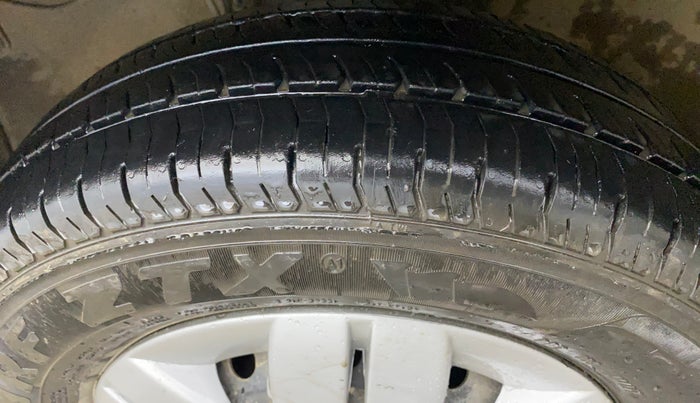 2021 Maruti Alto LXI OPT CNG, CNG, Manual, 93,349 km, Left Front Tyre Tread