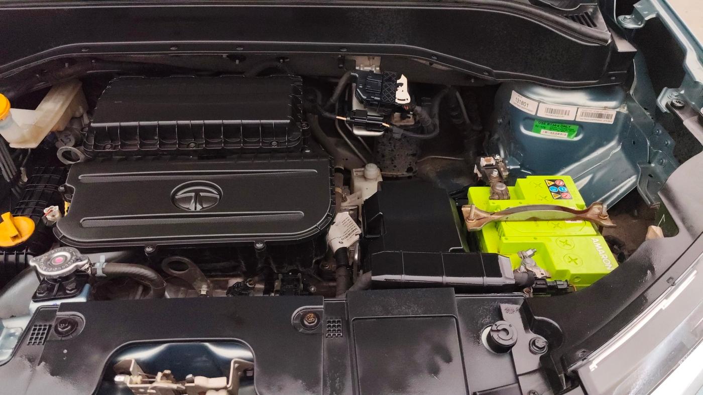 2021 Tata PUNCH CREATIVE  AMT, Petrol, Automatic, 22,727 km, Engine View - Left