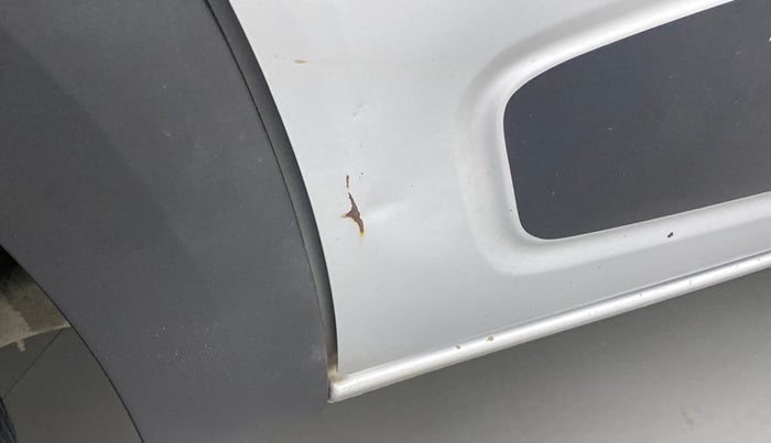 2018 Renault Kwid RXT 0.8, Petrol, Manual, 49,162 km, Right rear door - Slightly rusted