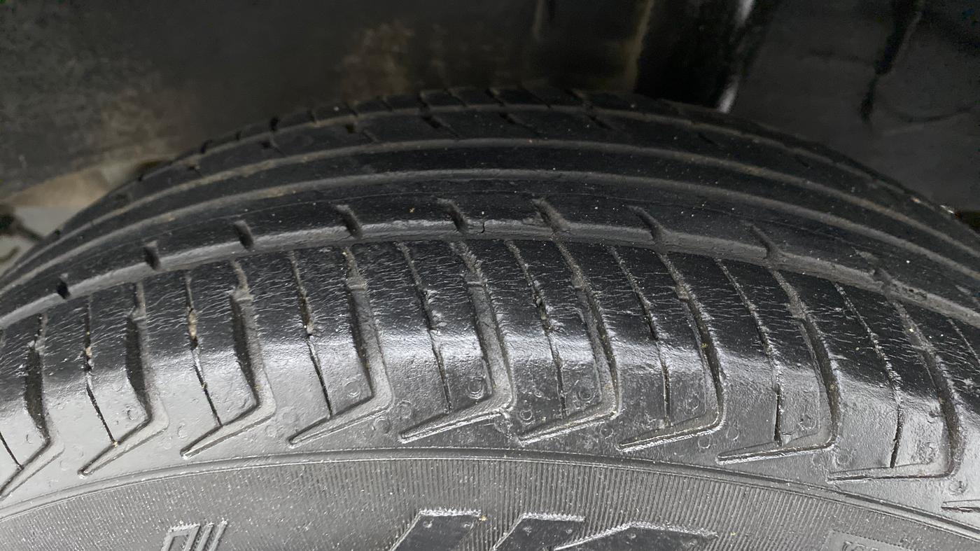 2018 Renault Kwid RXT 0.8, Petrol, Manual, 49,162 km, Left Rear Tyre Tread