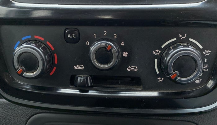 2018 Renault Kwid RXT 0.8, Petrol, Manual, 49,162 km, Dashboard - Air Re-circulation knob is not working