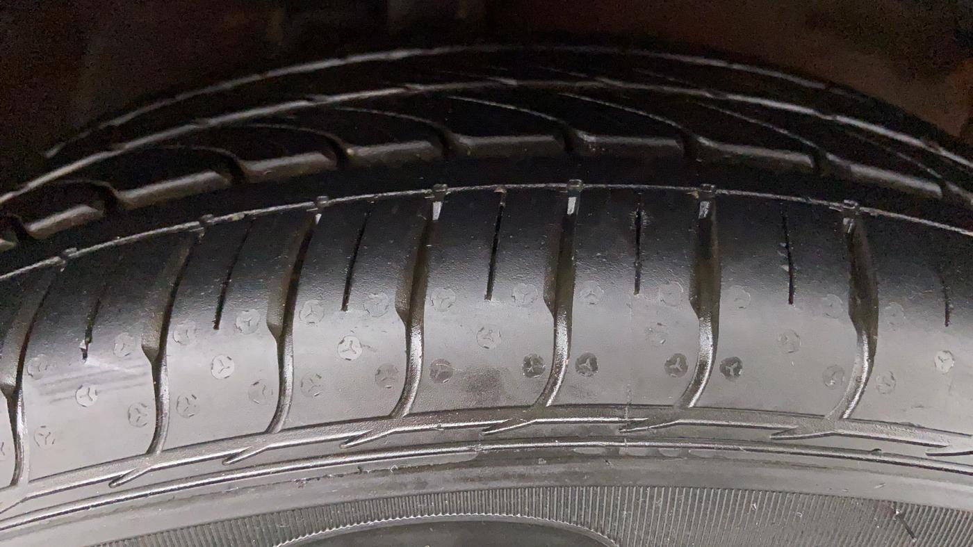 2015 Maruti Celerio VXI AGS, Petrol, Automatic, 47,816 km, Left Front Tyre Tread
