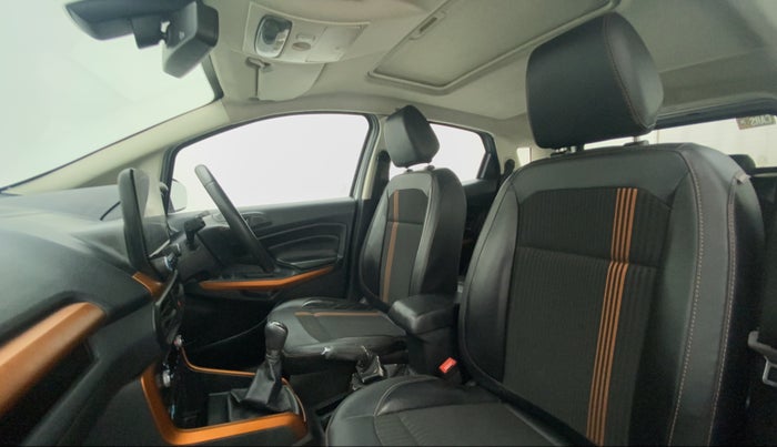 2018 Ford Ecosport TITANIUM 1.5L SPORTS(SUNROOF) DIESEL, Diesel, Manual, 64,215 km, Right Side Front Door Cabin