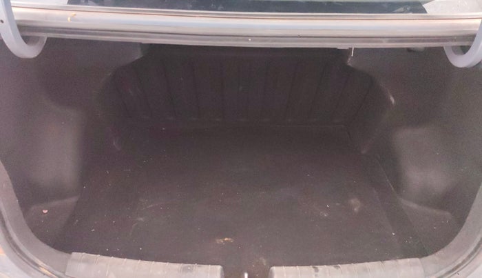 2015 Hyundai Xcent S 1.2, Petrol, Manual, 62,652 km, Boot Inside