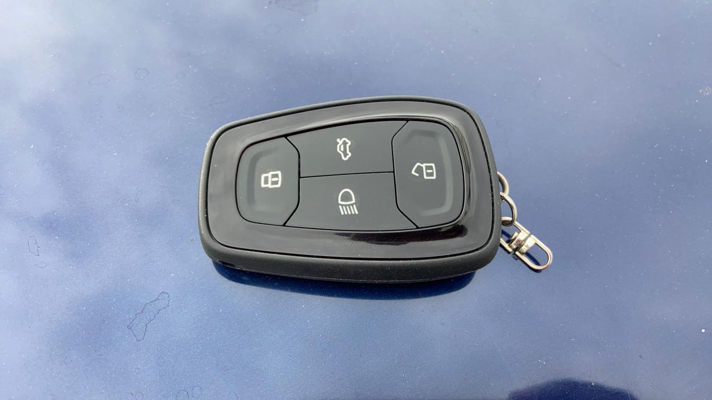 2022 Tata ALTROZ XZ PLUS I-TURBO PETROL, Petrol, Manual, 41,381 km, Key Close Up