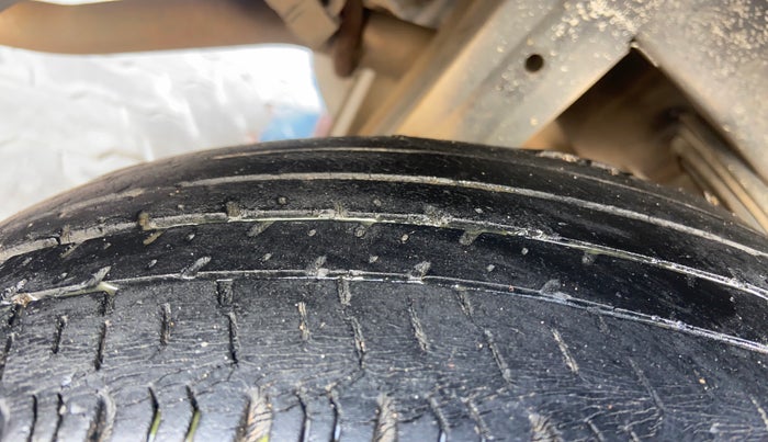 2012 Maruti Zen Estilo VXI, Petrol, Manual, 91,525 km, Right Rear Tyre Tread
