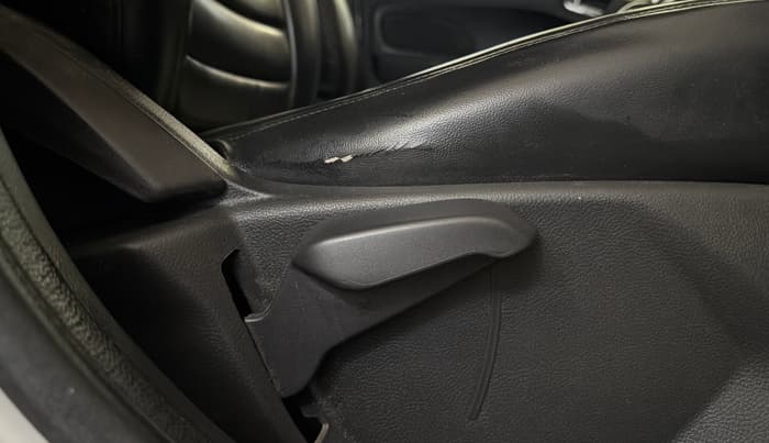 2018 Ford FREESTYLE TITANIUM 1.2 PETROL, Petrol, Manual, 1,07,569 km, Driver Side Adjustment Panel