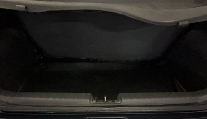 2021 Hyundai GRAND I10 NIOS SPORTZ 1.2 KAPPA VTVT, Petrol, Manual, 83,815 km, Boot Inside