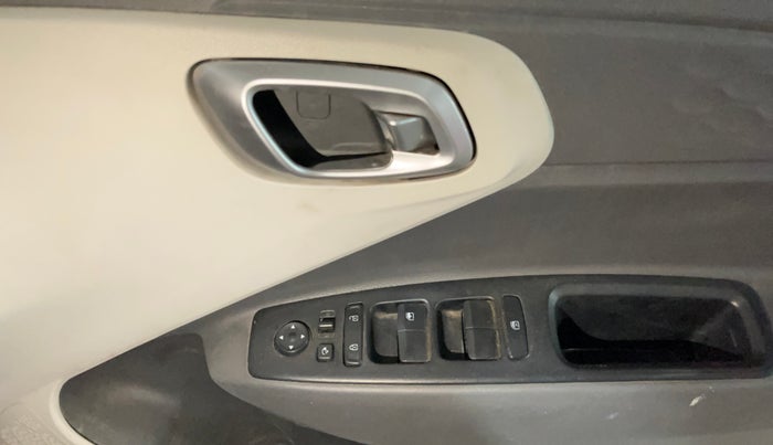 2021 Hyundai GRAND I10 NIOS SPORTZ 1.2 KAPPA VTVT, Petrol, Manual, 83,815 km, Driver Side Door Panels Control