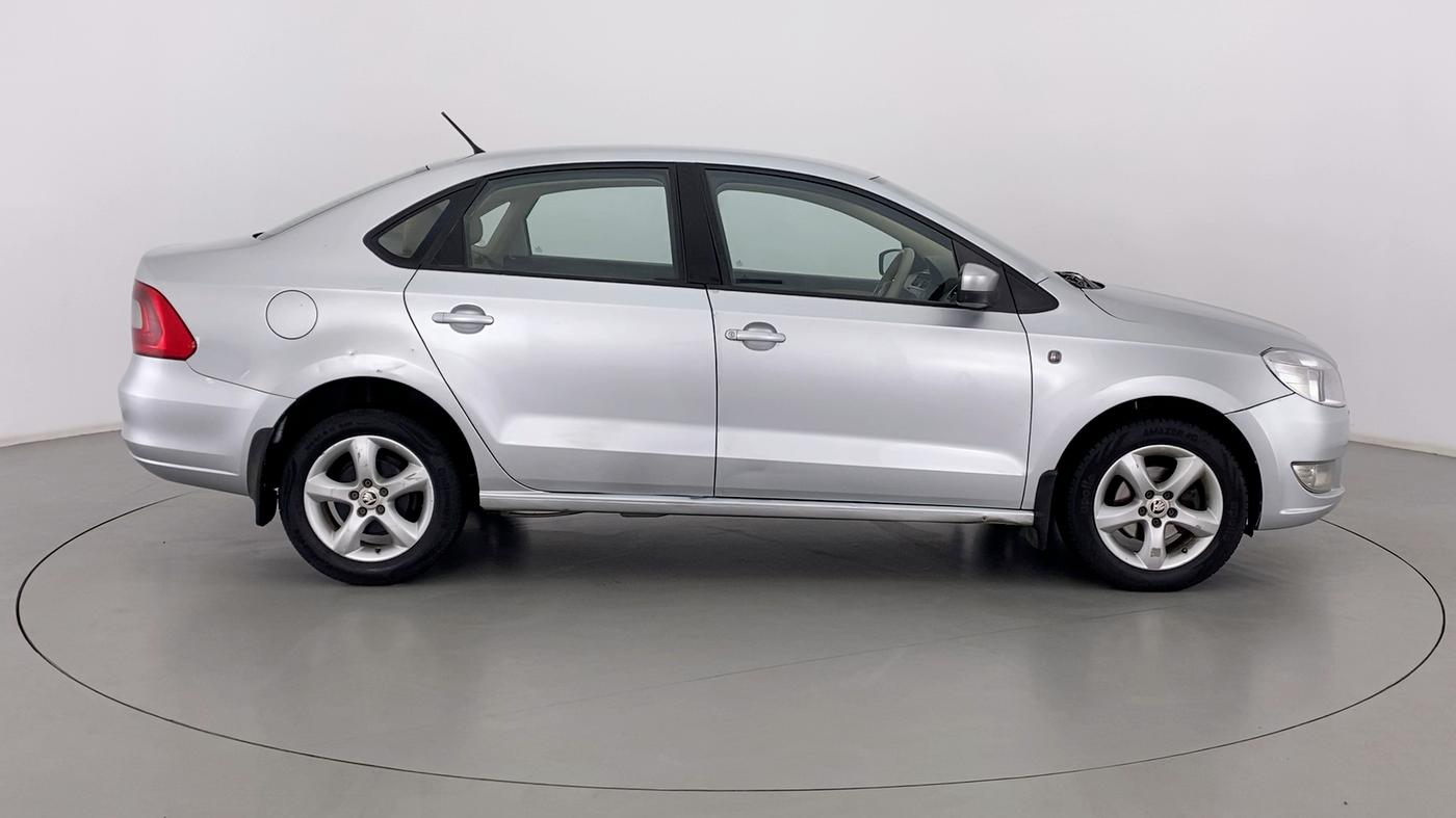 2014 Skoda Rapid 1.5 TDI MT Ambition Plus, Diesel, Manual, 60,646 km, Right Side View