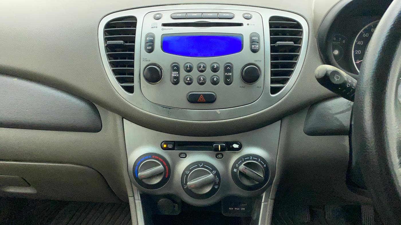 2010 Hyundai i10 SPORTZ (O) 1.2, Petrol, Manual, 66,858 km, Air Conditioner