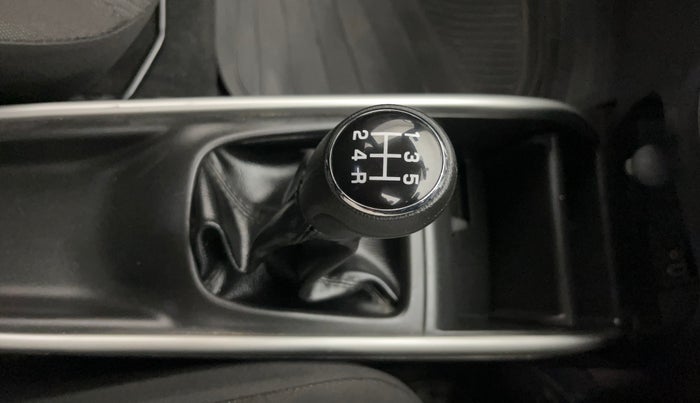 2016 Maruti Baleno DELTA PETROL 1.2, Petrol, Manual, 92,959 km, Gear Lever