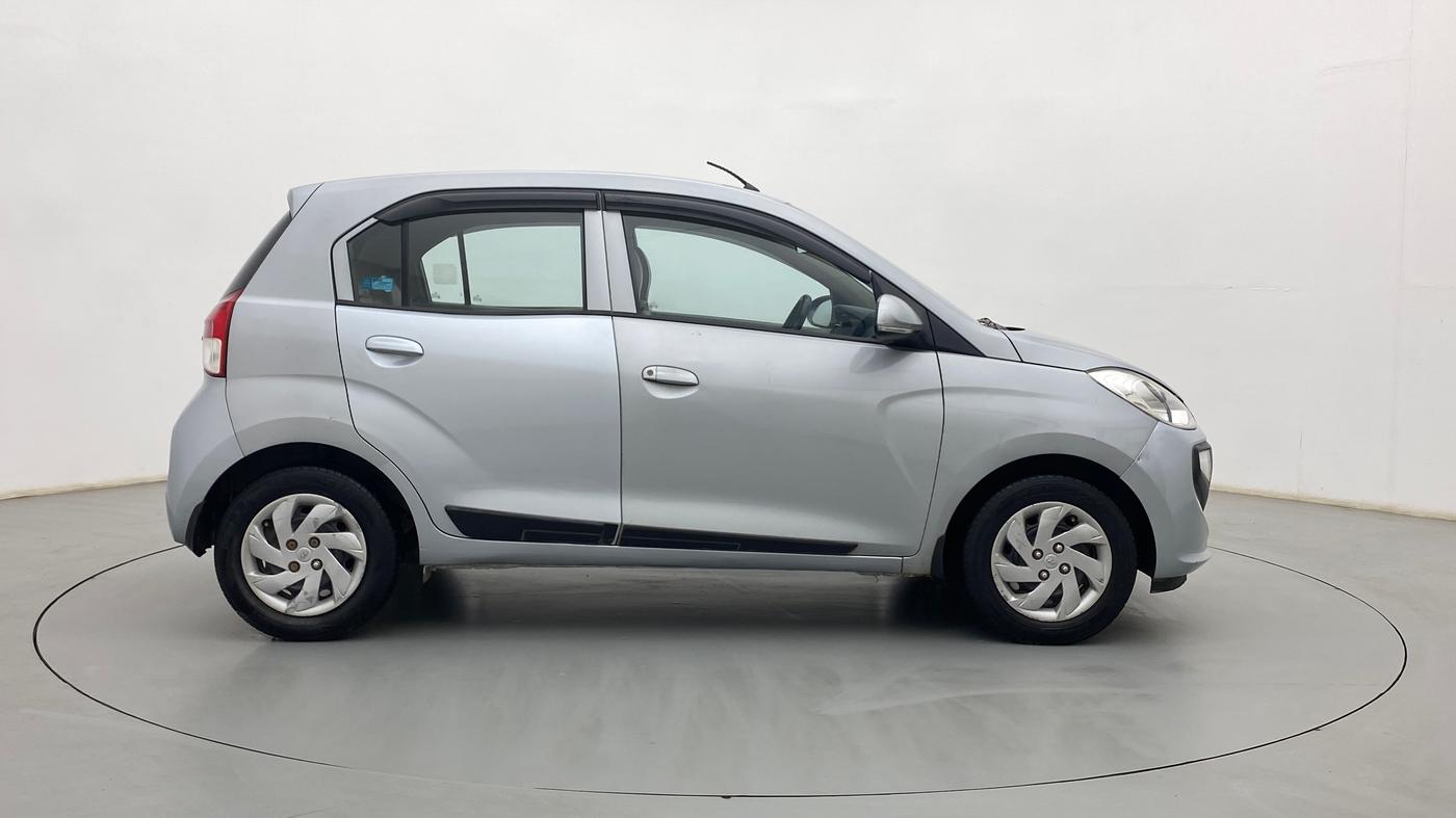 2018 Hyundai NEW SANTRO SPORTZ MT, Petrol, Manual, 1,04,192 km, Right Side View