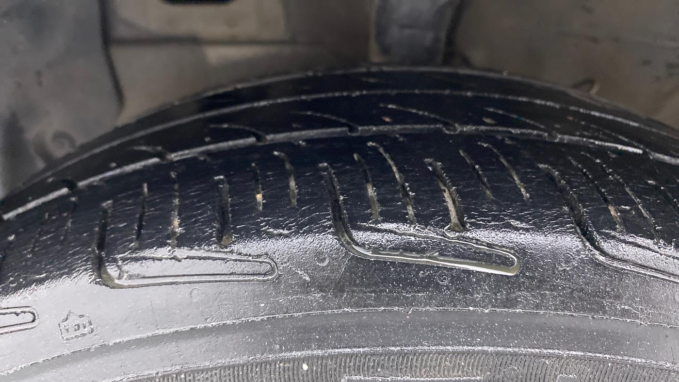 2018 Hyundai NEW SANTRO SPORTZ MT, Petrol, Manual, 1,04,192 km, Left Front Tyre Tread